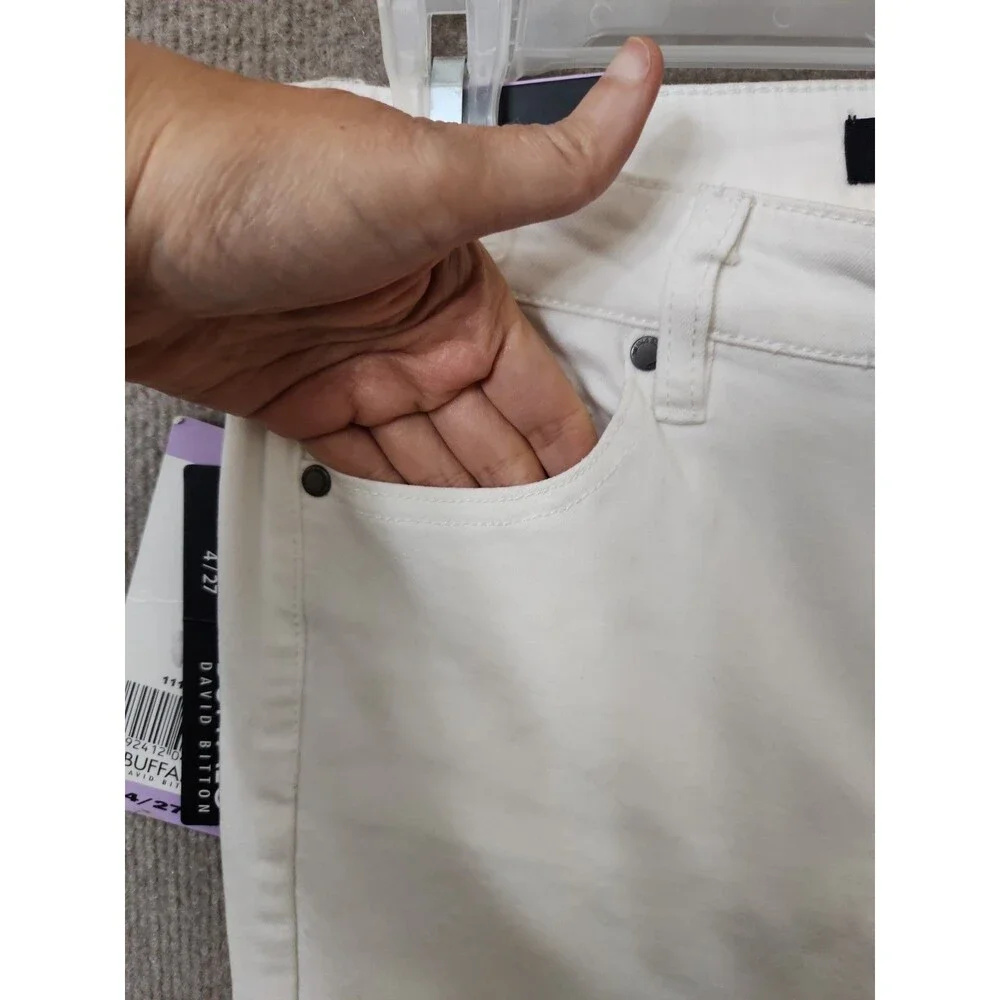 Buffalo David Bitton Aubrey Super Soft Capri Jeans Womens 4 27 White NEW